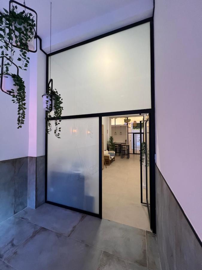 Nina Mala Hotel Valencia Bagian luar foto
