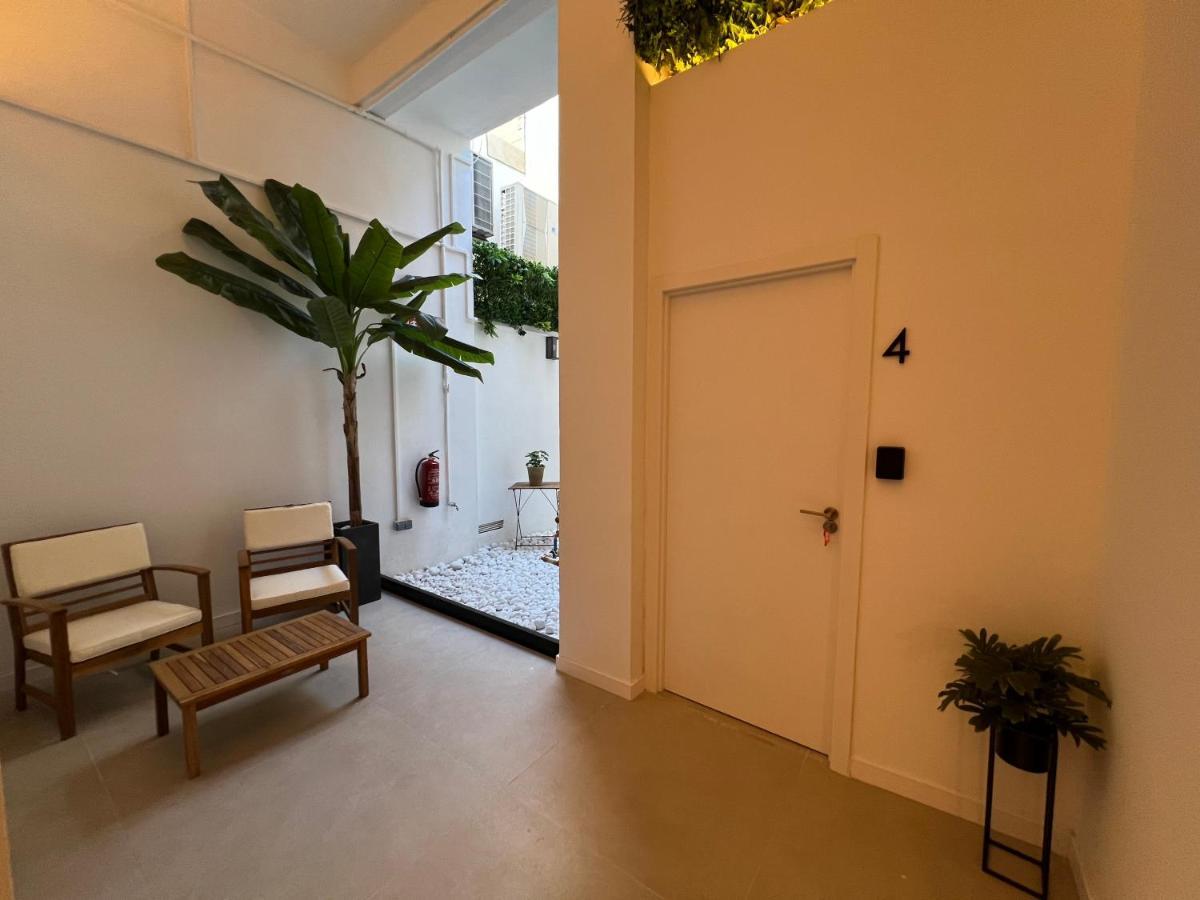 Nina Mala Hotel Valencia Bagian luar foto