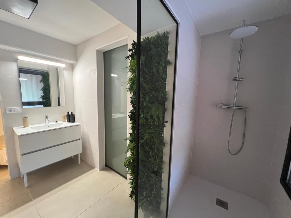 Nina Mala Hotel Valencia Bagian luar foto