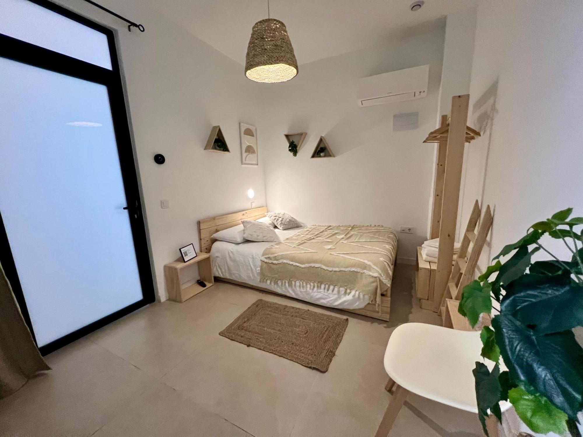 Nina Mala Hotel Valencia Bagian luar foto