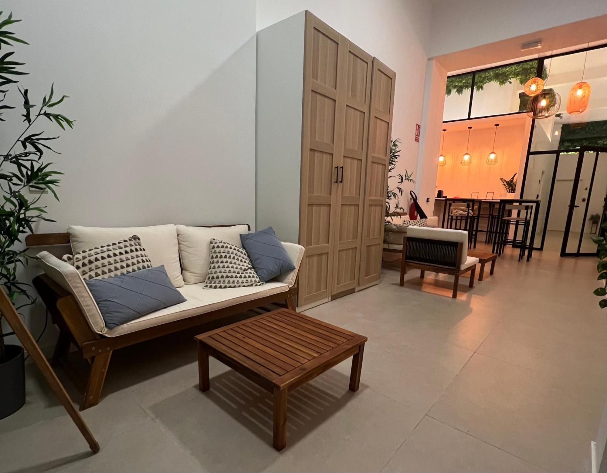 Nina Mala Hotel Valencia Bagian luar foto