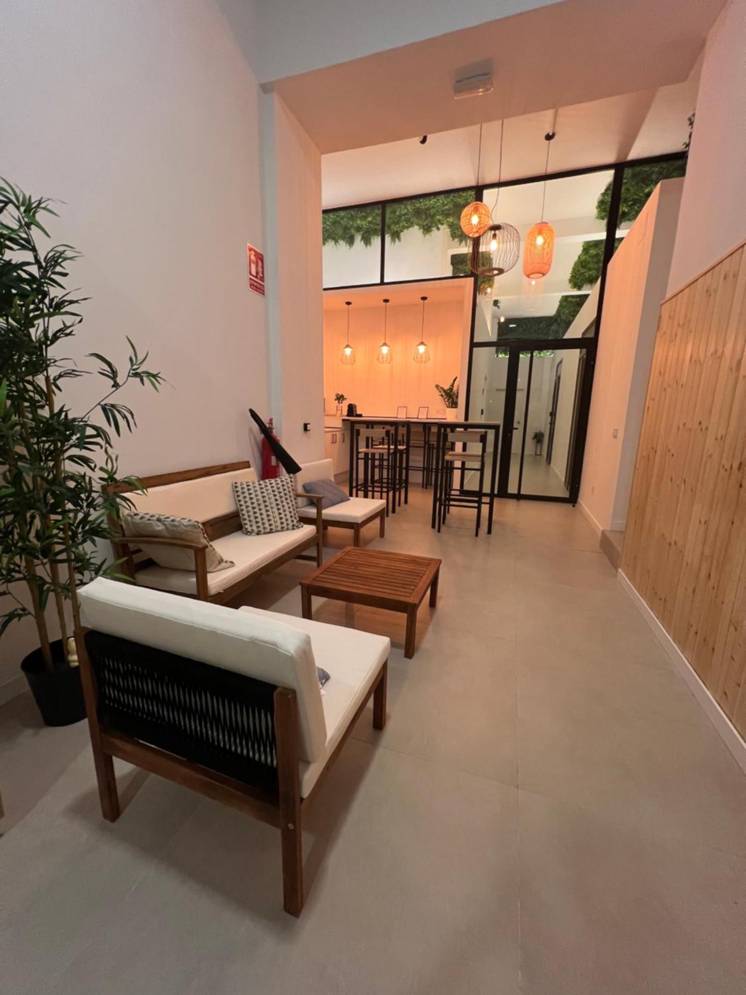 Nina Mala Hotel Valencia Bagian luar foto